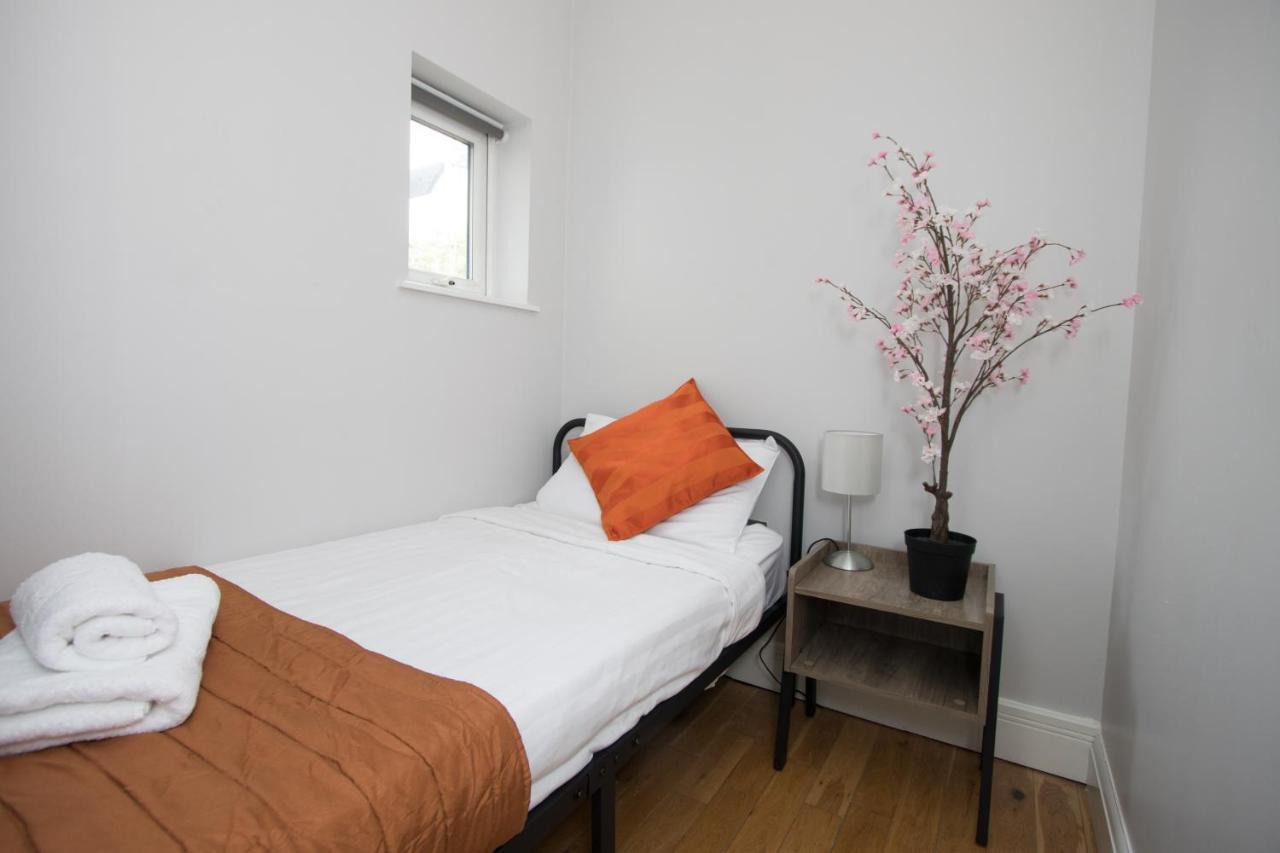 Westciti Croydon Serviced Apartments Bagian luar foto